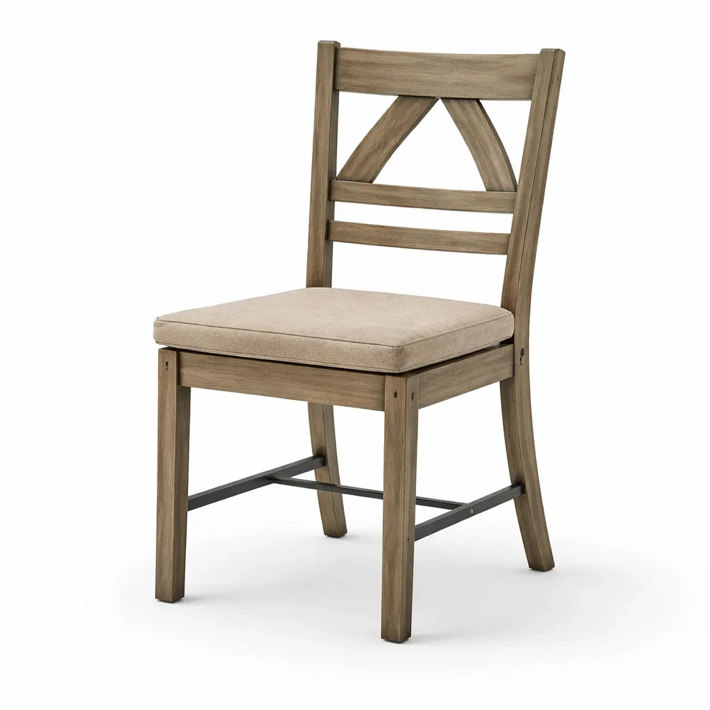 Holzstuhl mit gepolstertem Sitz Beige